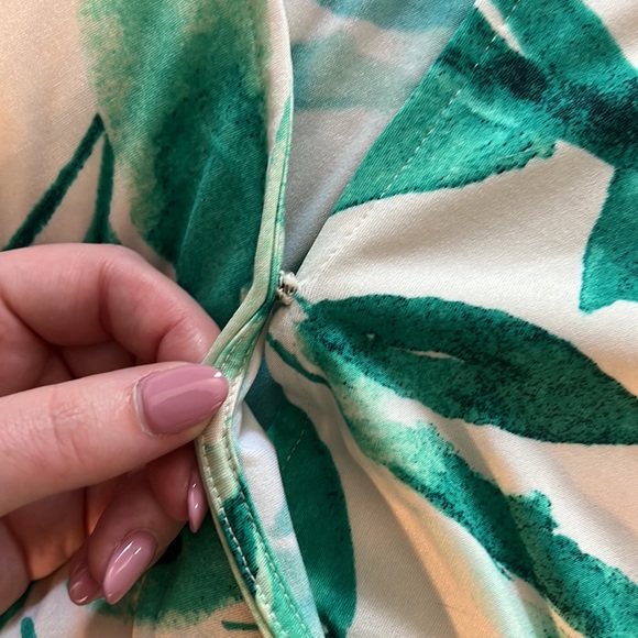 Green tropical maxi dress. WORN ONCE. - Picture 3 of 4